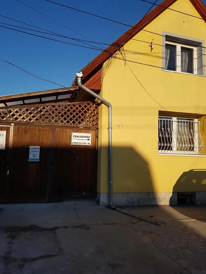 Családi haz Apartman Budapest Homestay szállás